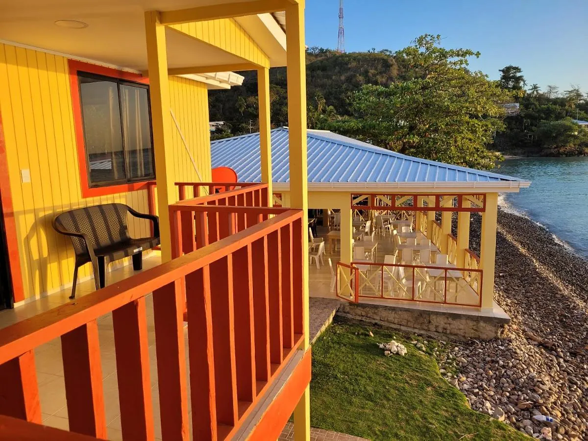 Cabanas Y Restaurante Miss Elma Fresh Water Bay Homestay