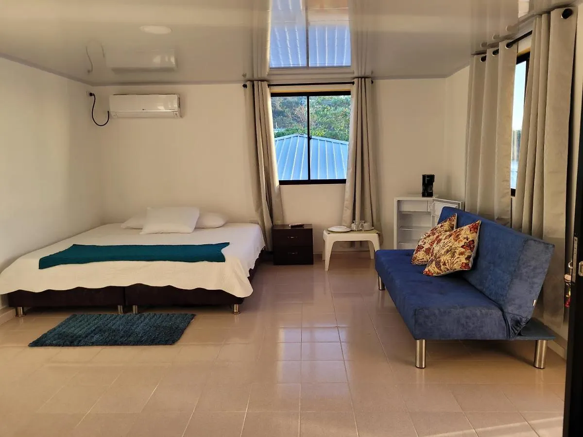 Homestay Cabanas Y Restaurante Miss Elma Fresh Water Bay