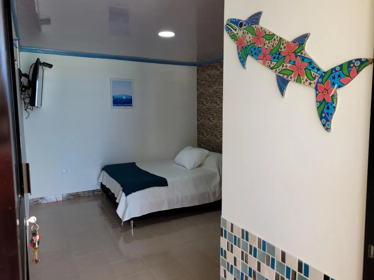 Cabanas Y Restaurante Miss Elma Fresh Water Bay