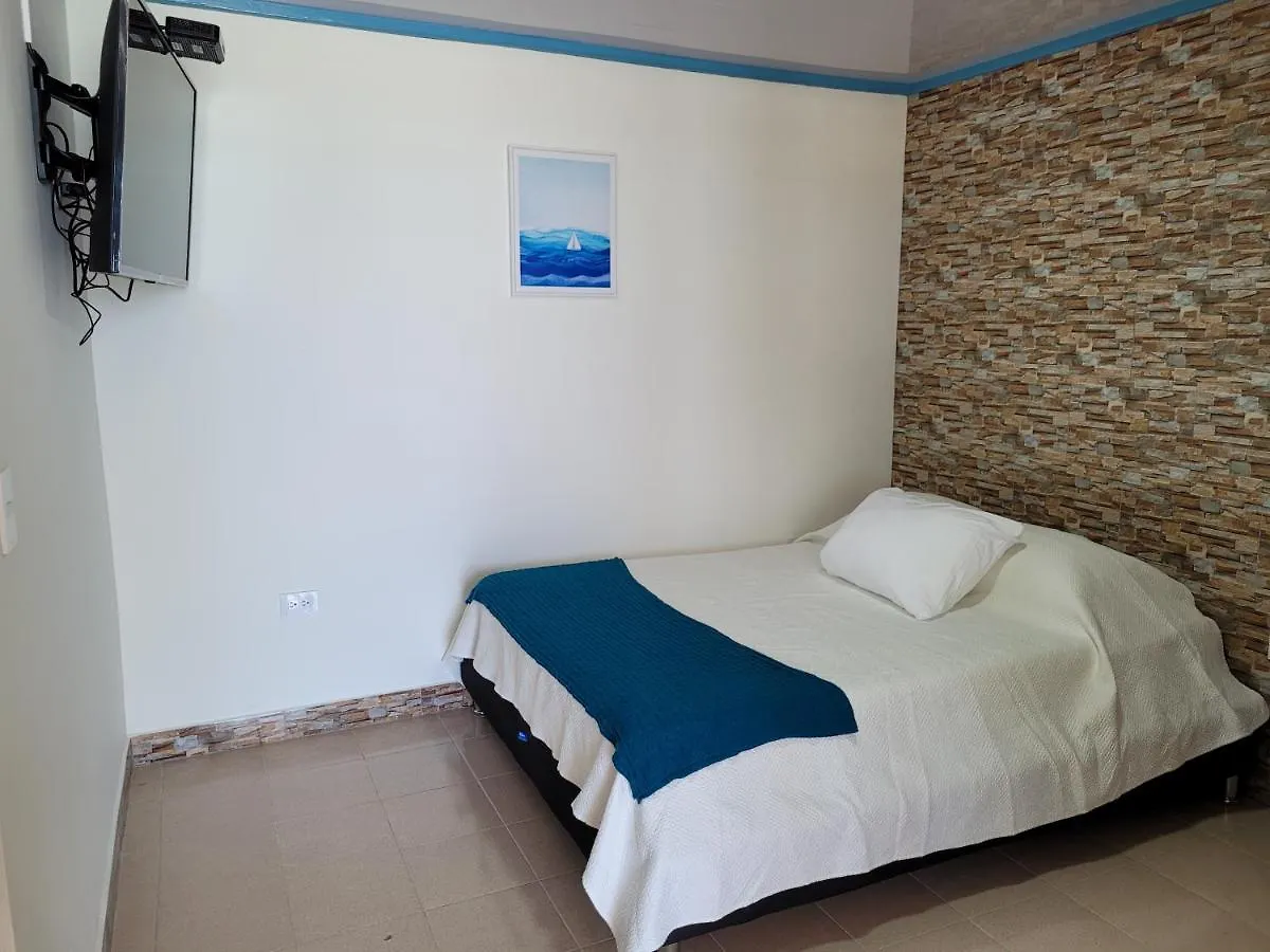 Cabanas Y Restaurante Miss Elma Fresh Water Bay Homestay