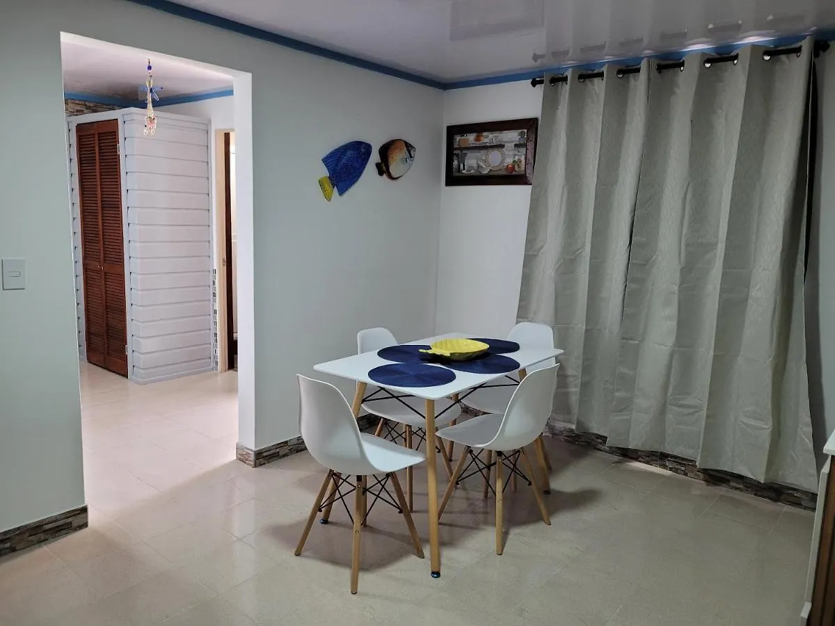 Cabanas Y Restaurante Miss Elma Fresh Water Bay 0*,